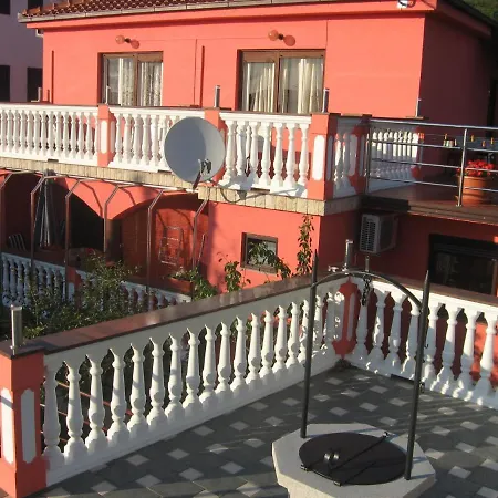 Igor With Cozy Terrace * Crikvenica