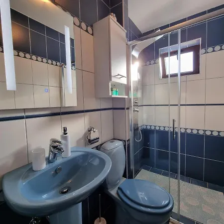 Igor With Cozy Terrace Crikvenica